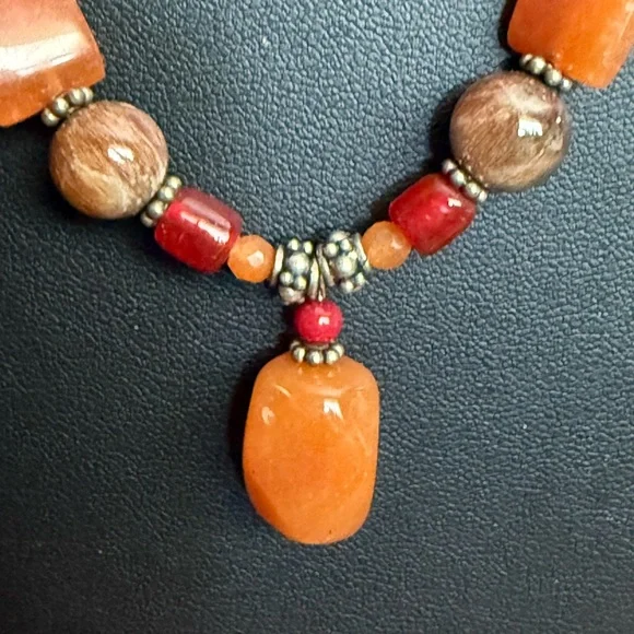 Bohemian Orange and Red Beaded Necklace - Picture 4 of 13